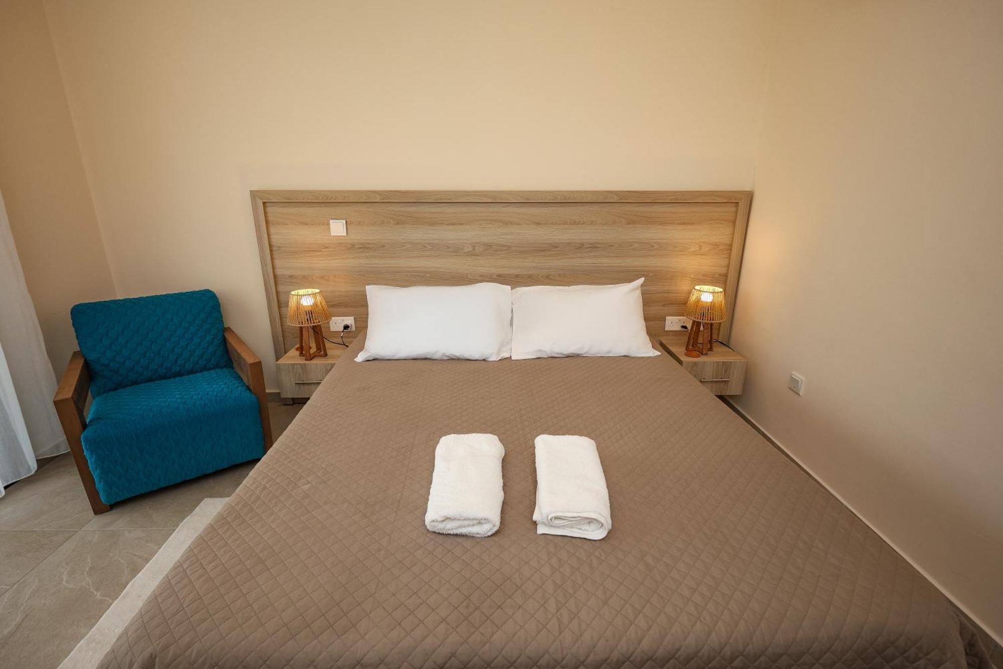 Vina Oliva Resort Pissouri Bagian luar foto