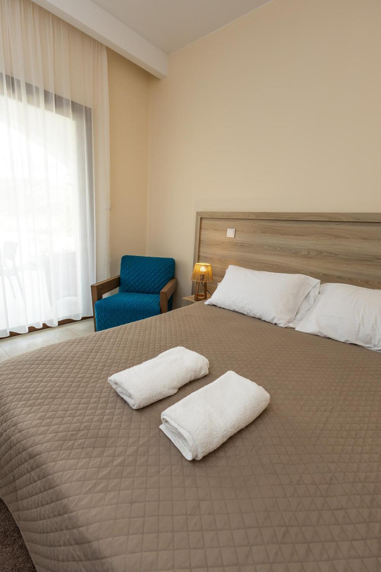 Vina Oliva Resort Pissouri Bagian luar foto