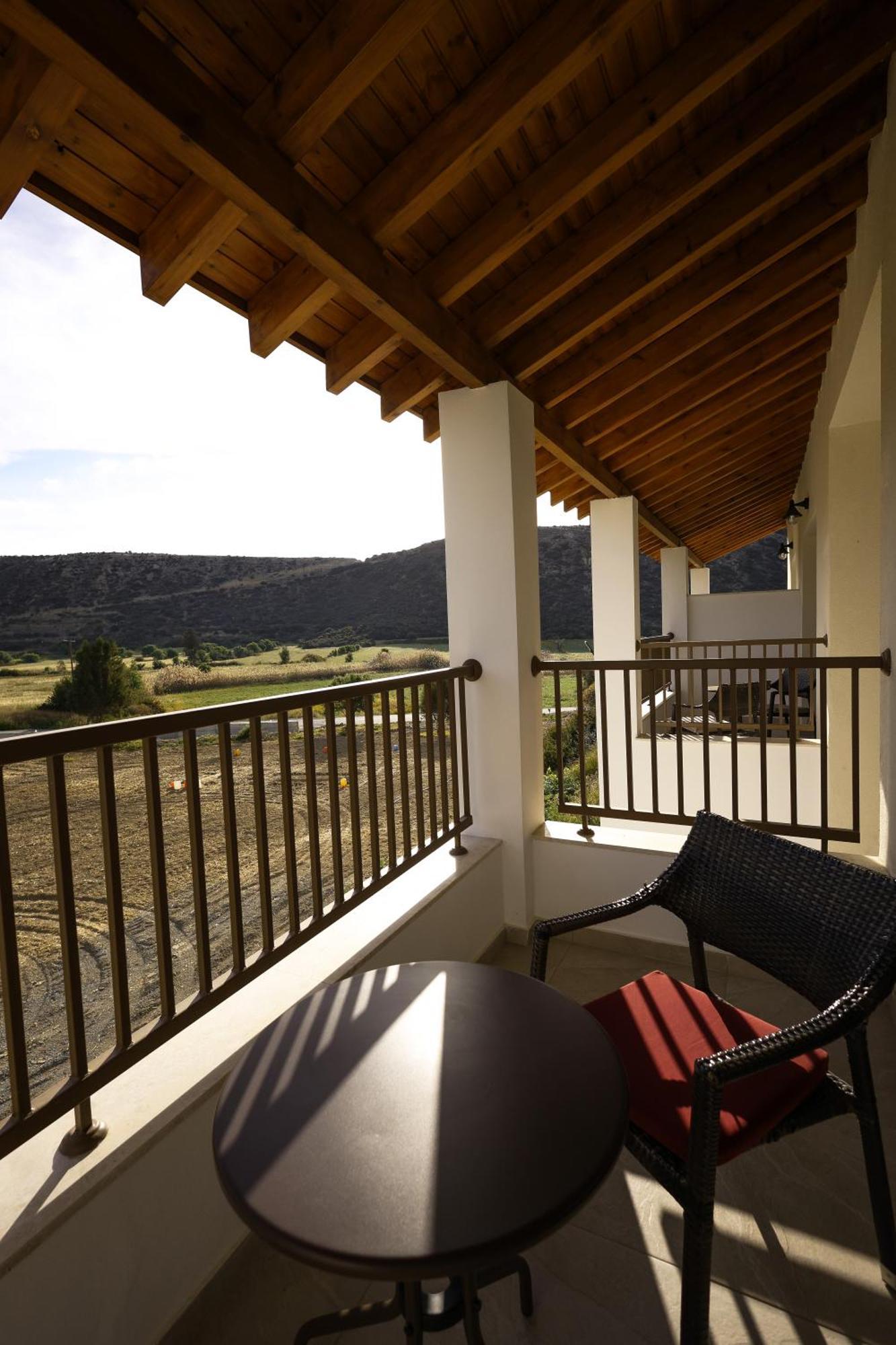 Vina Oliva Resort Pissouri Bagian luar foto